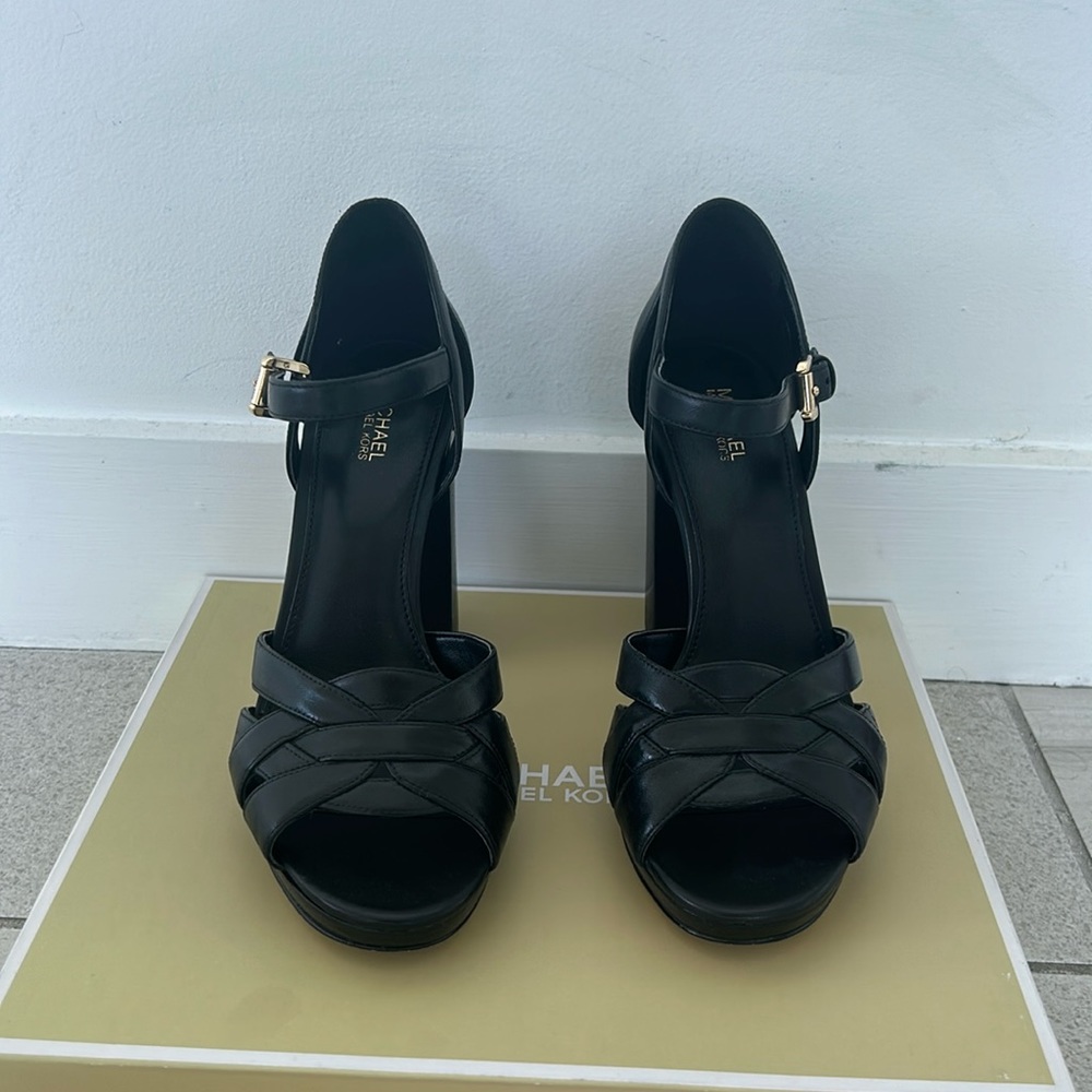 Black Michael kors heels